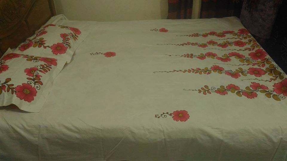 white Bedsheet Hand Painted Bedsheet Set