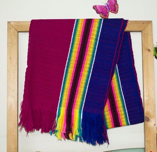 26107399_1760449634043671_269985406617911296_n Loom shawl