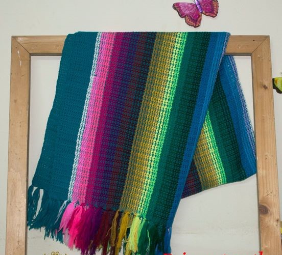 26109361_1950113855018173_1046729207012392960_n Loom shawl