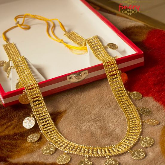 26757411_1594423830641114_1399336195128819712_n মারমা পয়সার মালা