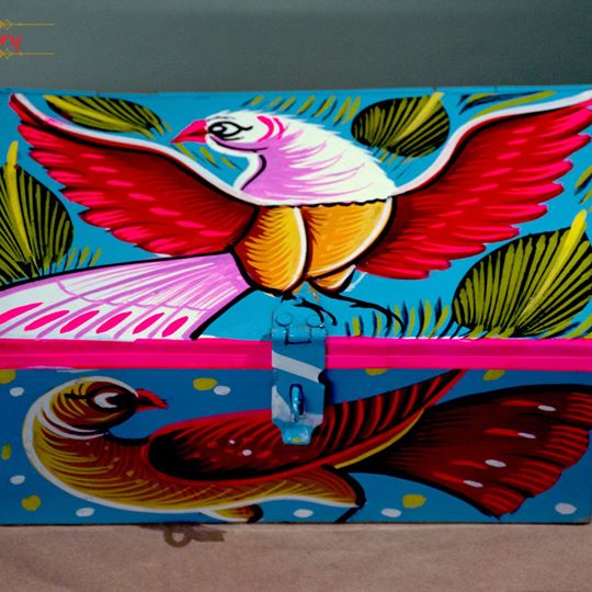 27699906_1834299253309613_5986544219978727424_n Ornaments Box