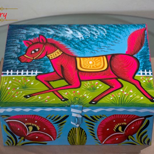 27702268_1684221671626047_7947455025511399424_n Ornaments Box