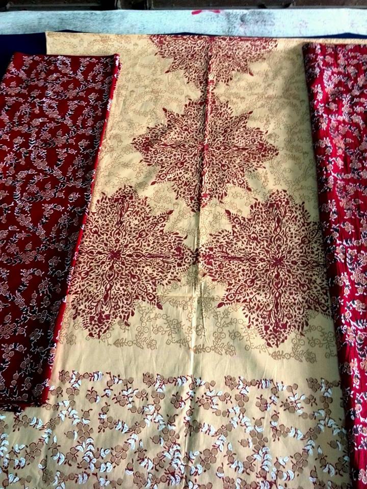 Block three piece.. price 650 Block three piece