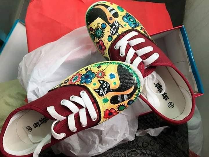 Handpaint Shoes @ price.. 1500 Ladies Shoes
