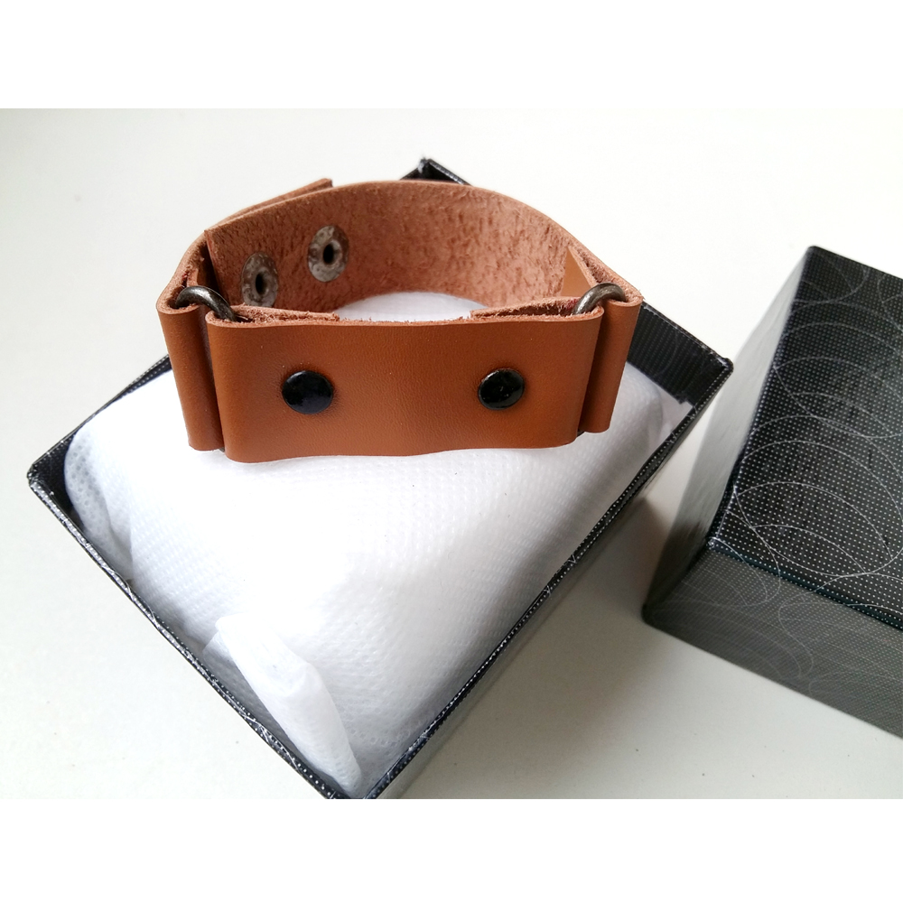 20180604_163602_Richtone(HDR)02 Leather Bracelet