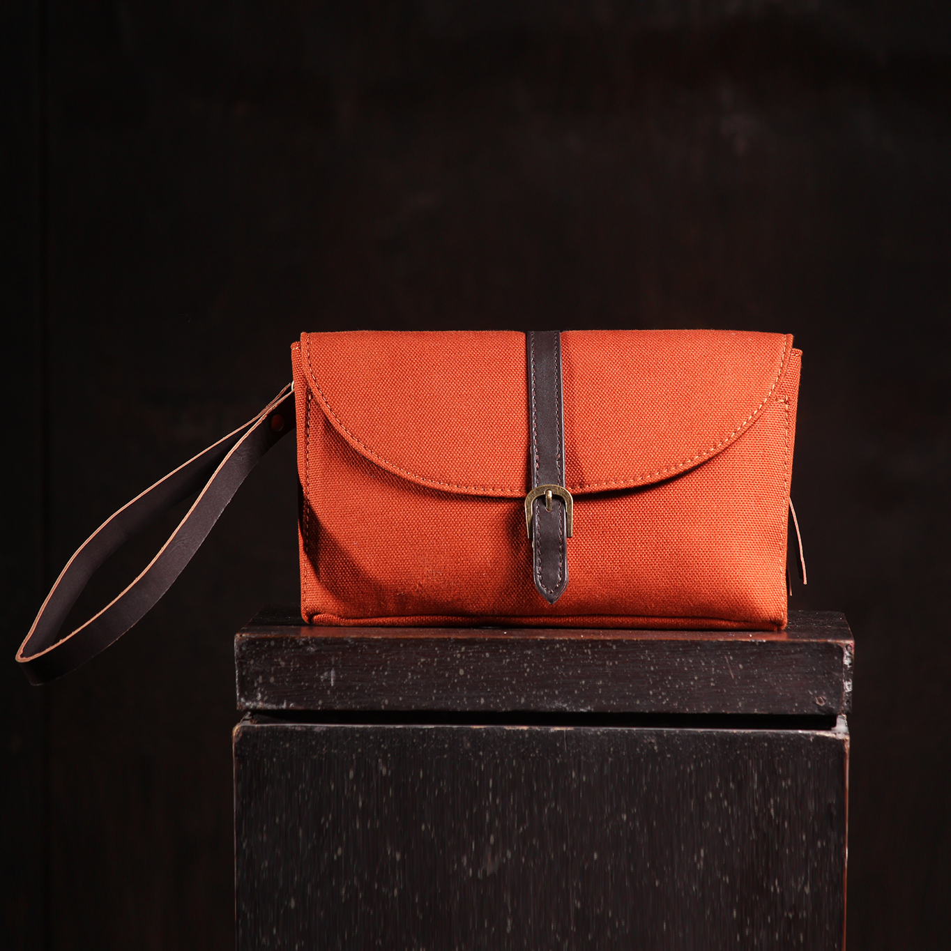 25.1 Hand Purse