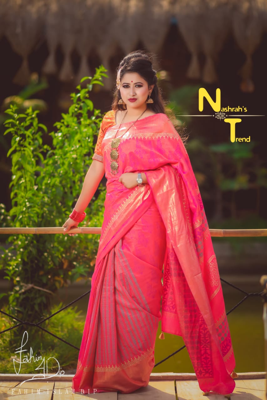 WhatsApp Image 2019-05-18 at 1.31.54 PM Crepe Slik Saree