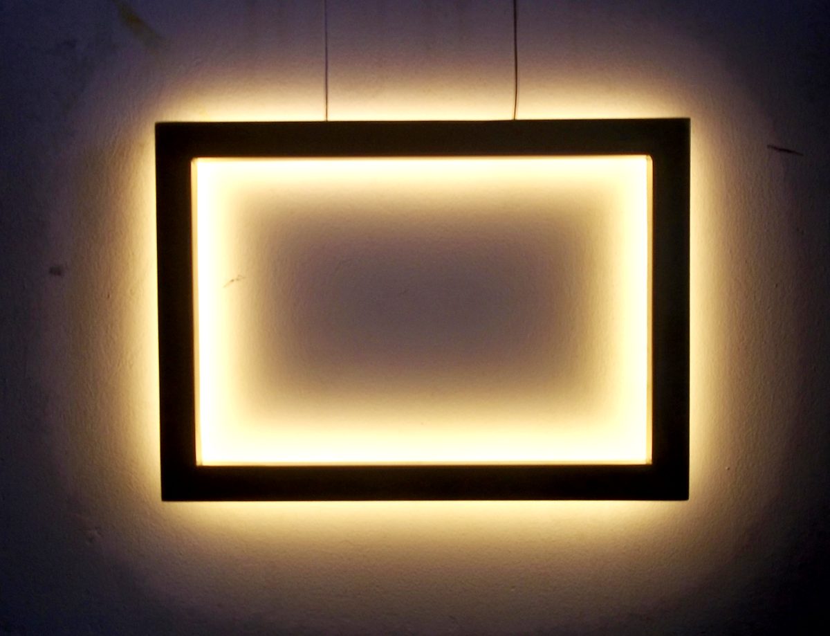 Dangling ( Wall Sconce)