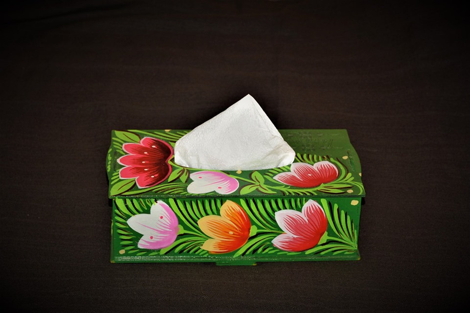 62600310_2553280258055855_1594205398288564224_n Rickshaw Painted Tissue Box
