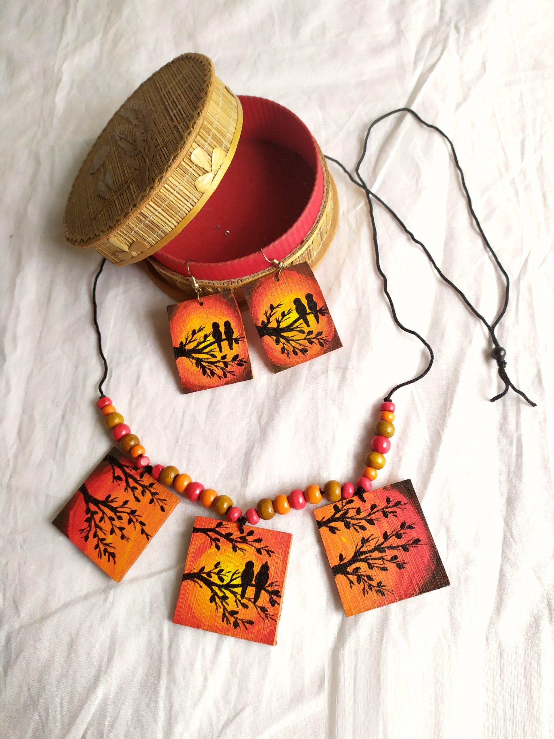 PicsArt_06-18-01.18.45 Hand painted neck-piece and earrings