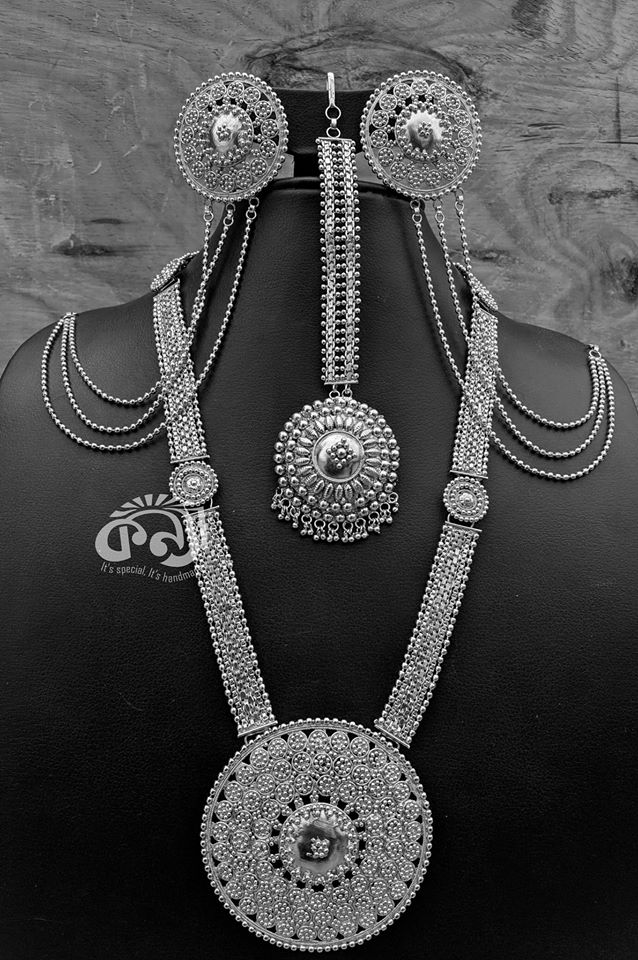 72954648_2149924108642262_1122247445179269120_o Necklace Set