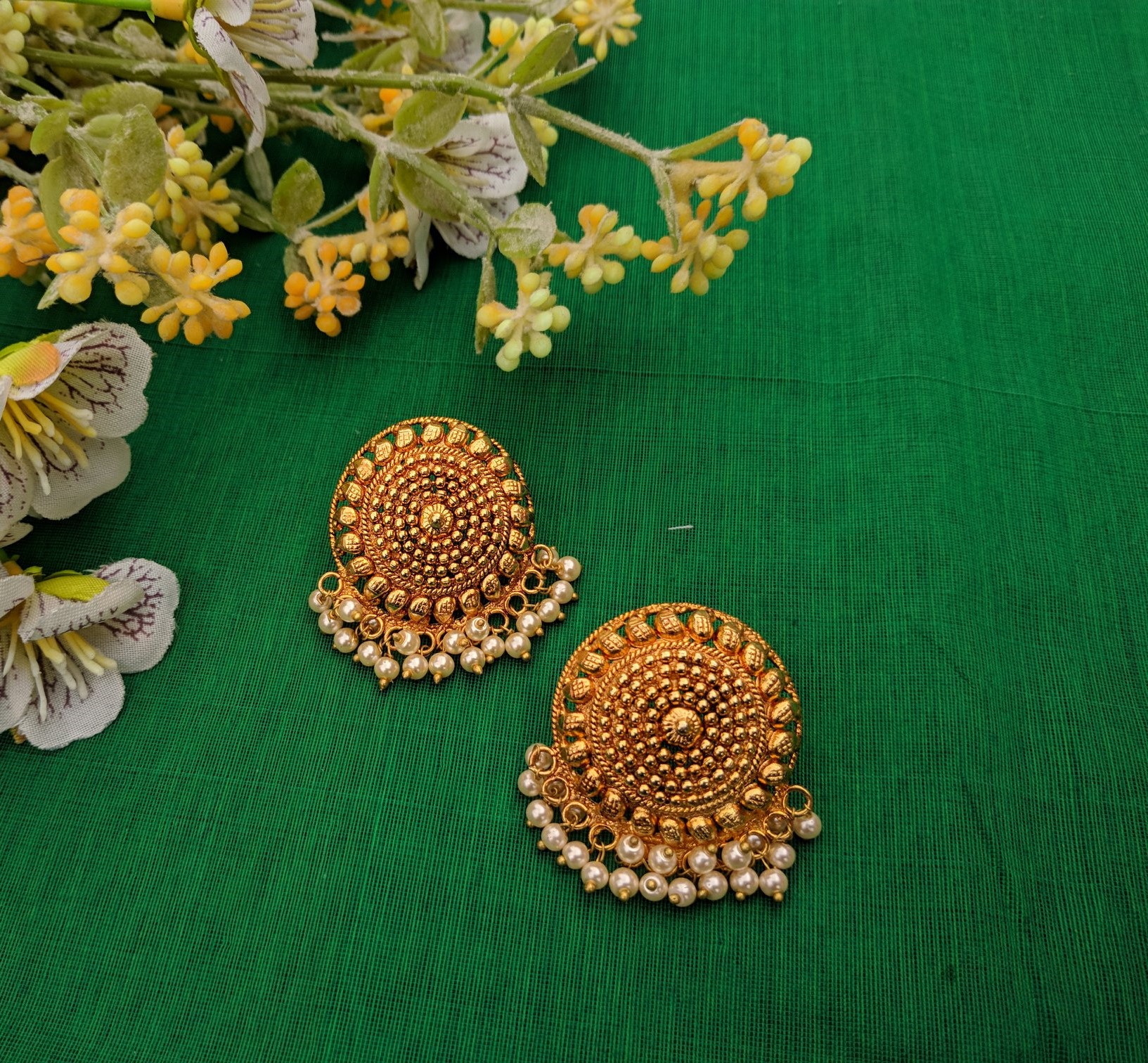 72978238_2149880371979969_4468400167061553152_o Earring