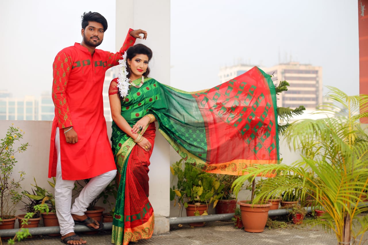 WhatsApp Image 2019-12-21 at 11.32.18 AM Couple Panjabi and Saree