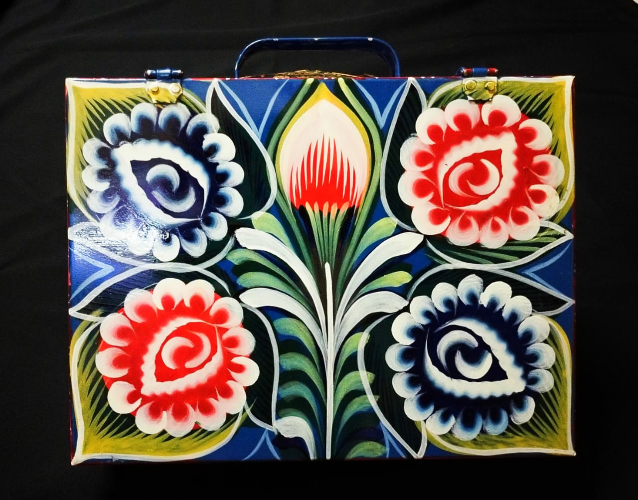 WhatsApp Image 2020-06-24 at 1.58.24 PM (1) Rickshaw Paint Trank