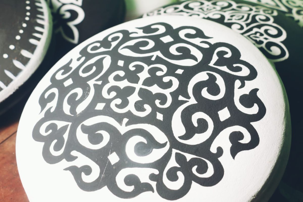 Pottery painting Alpona design