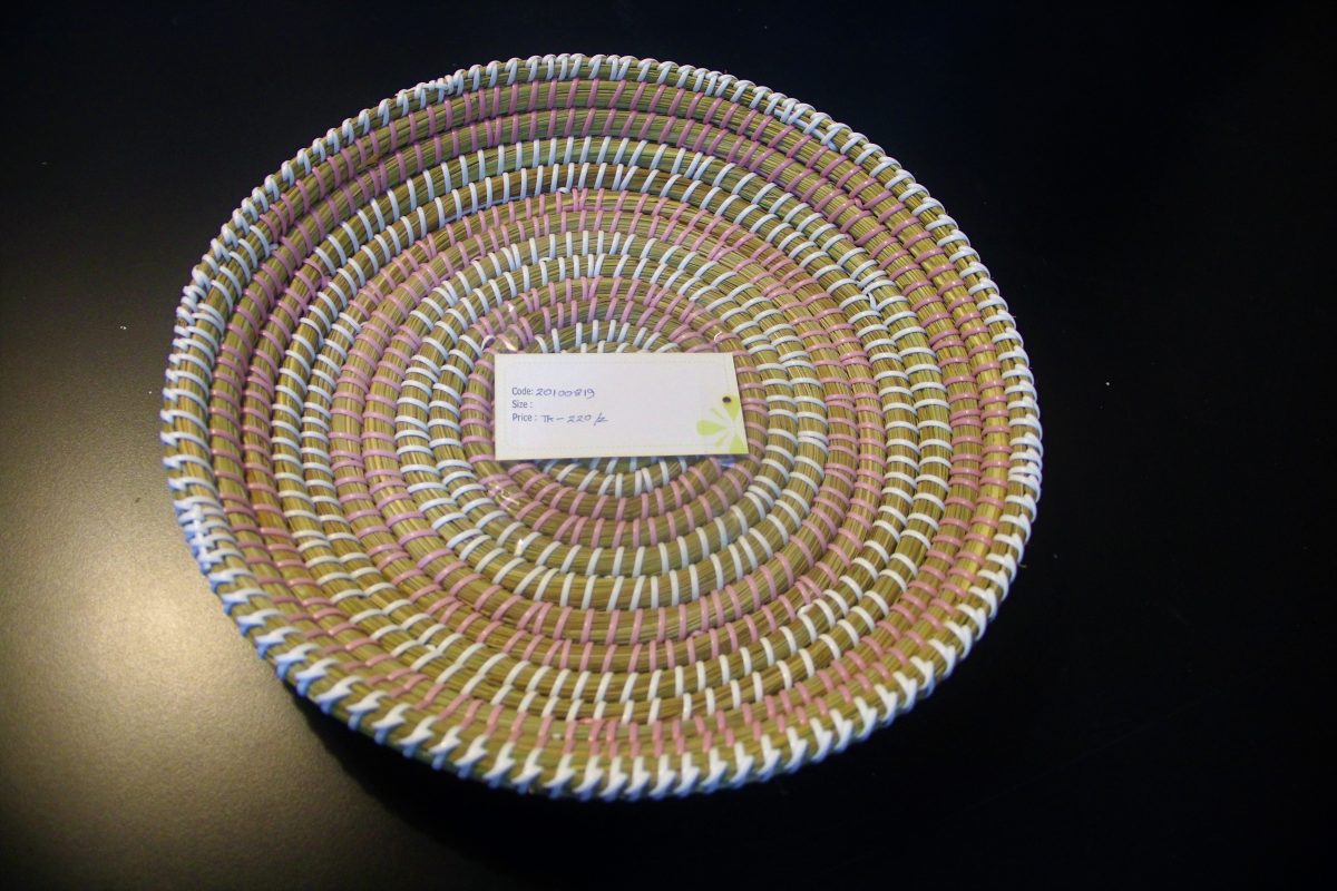 Large round tray / African design wall piece