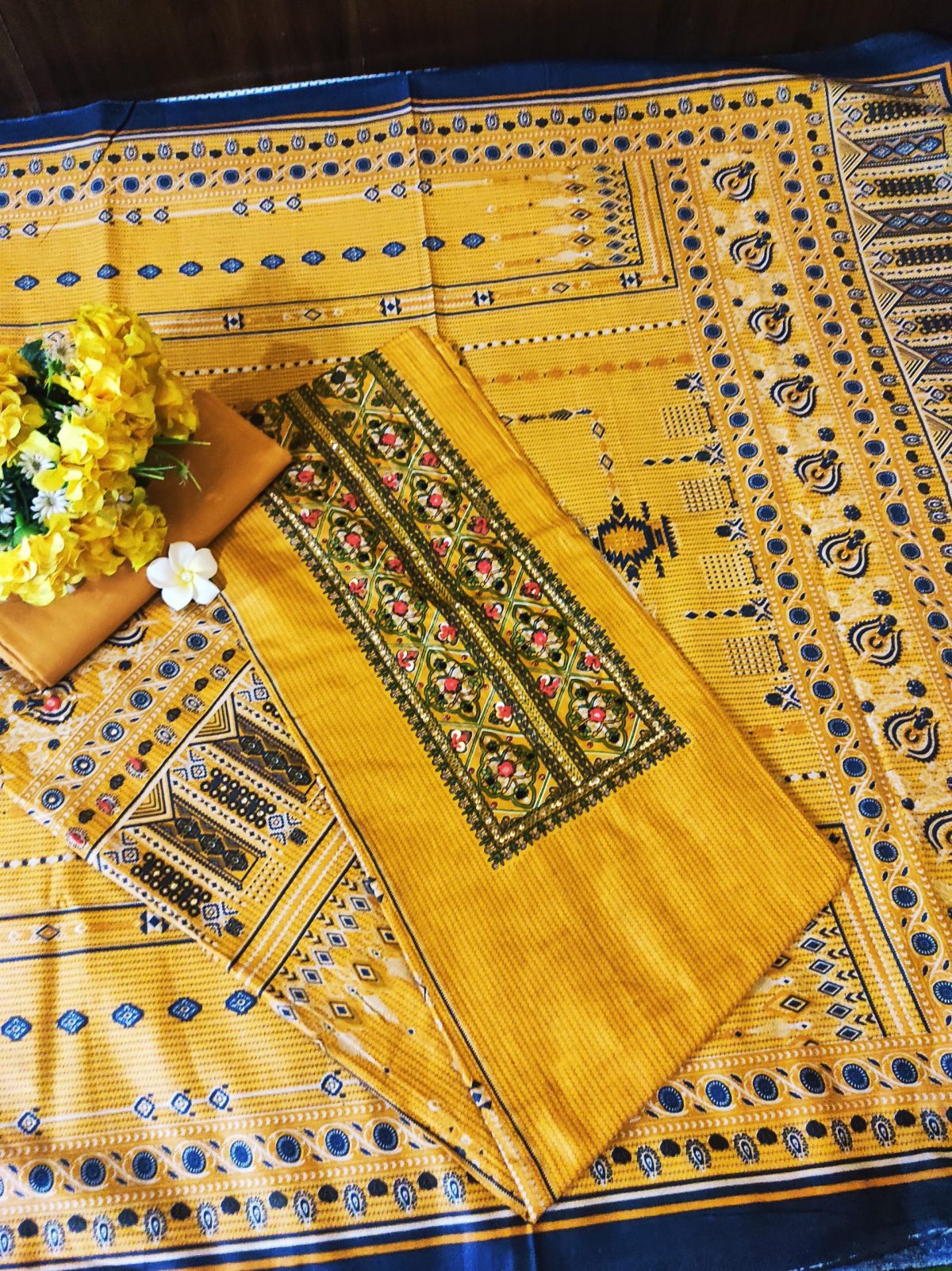 Cotton Lone Stone Work Salwar Kamiz