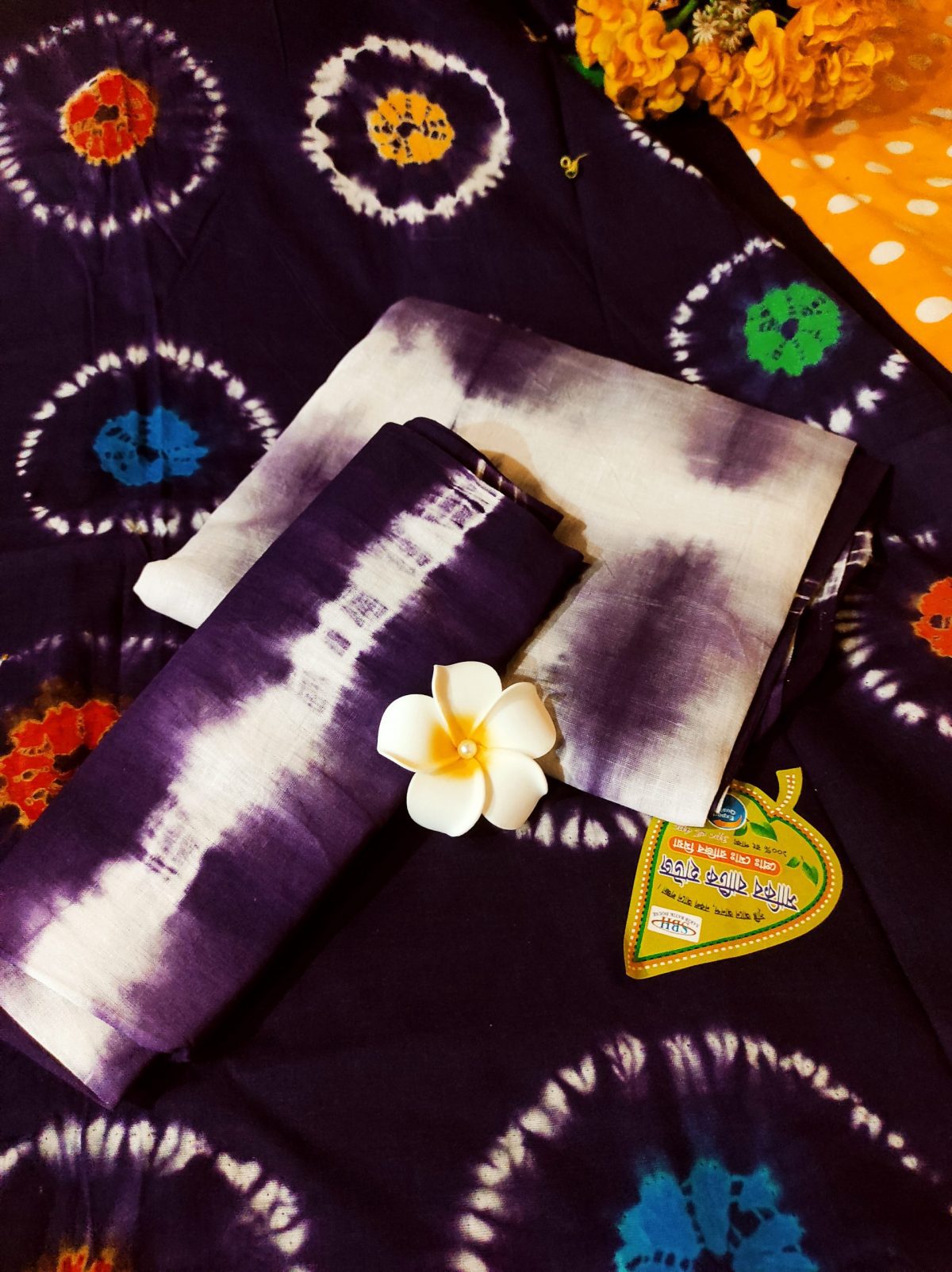 Chunari Batik Salwar Kamiz