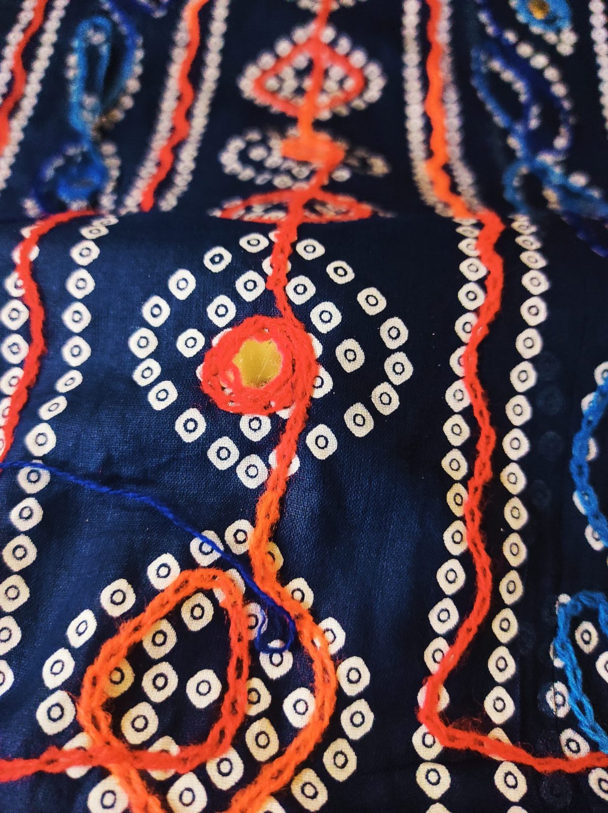Chunari Phulkari Salwar Kamiz