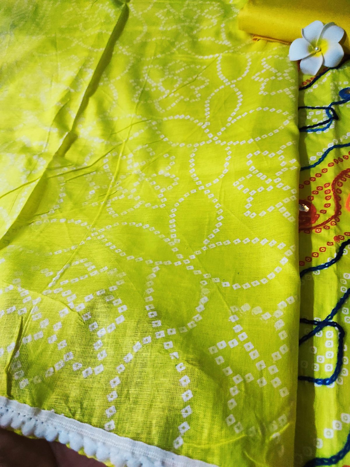Chunari Phulkari Salwar Kamiz