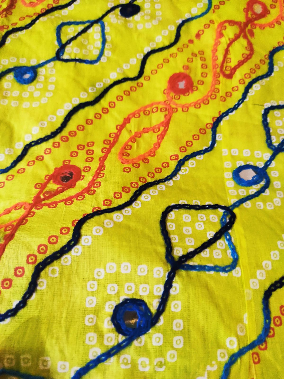 Chunari Phulkari Salwar Kamiz