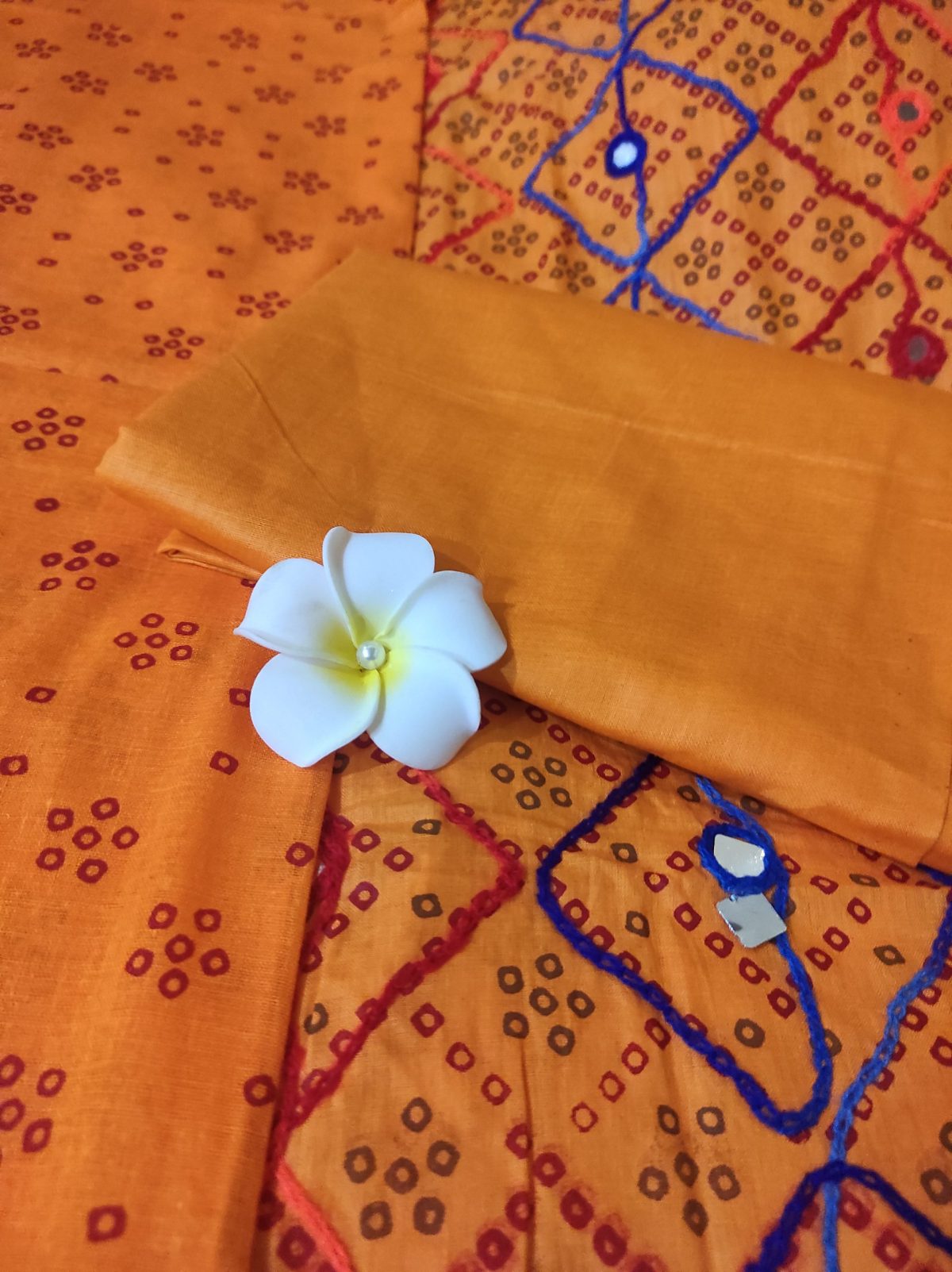 Chunari Phulkari Salwar Kamiz