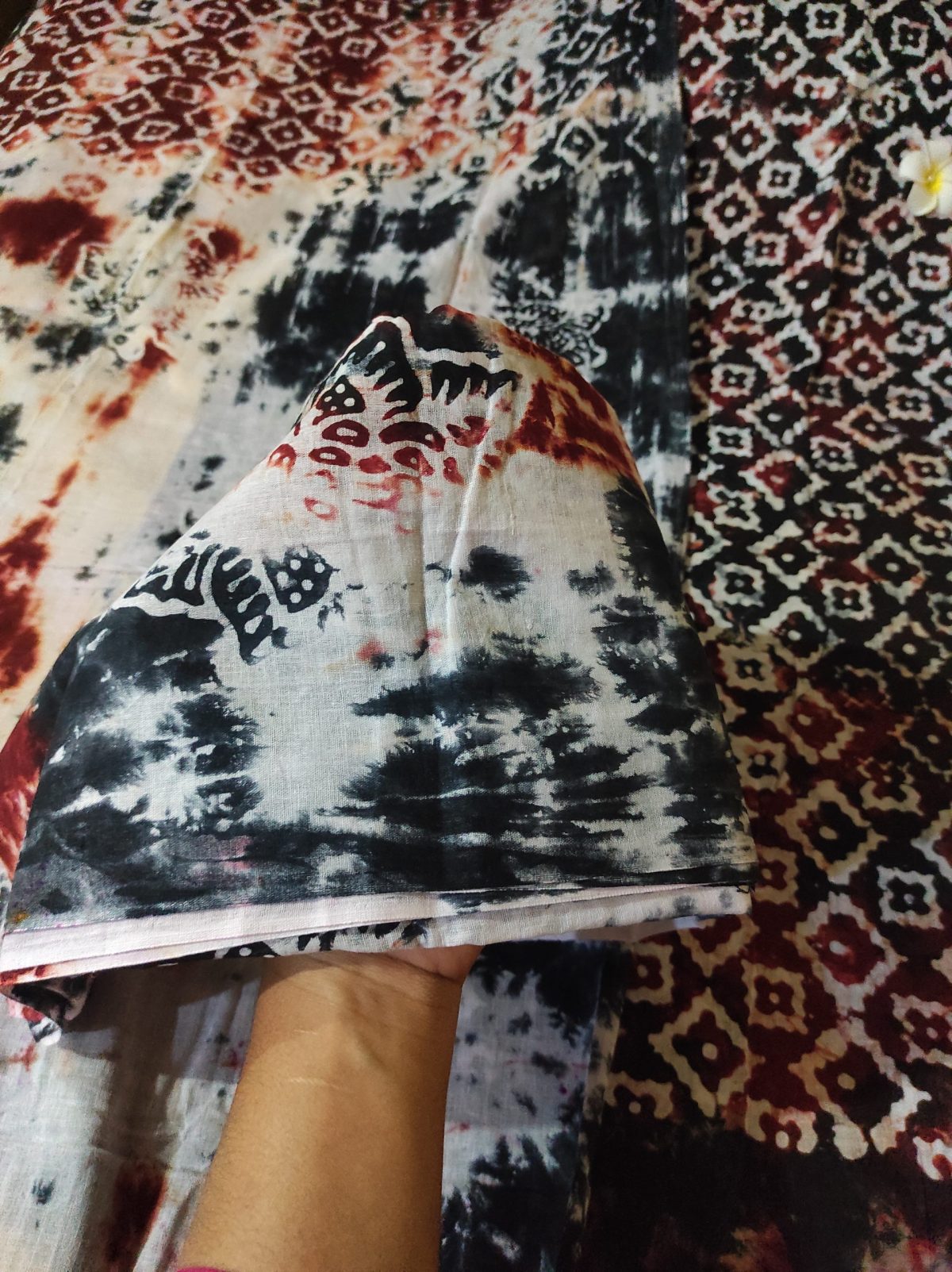 Vegetable Batik Salwar Kamiz