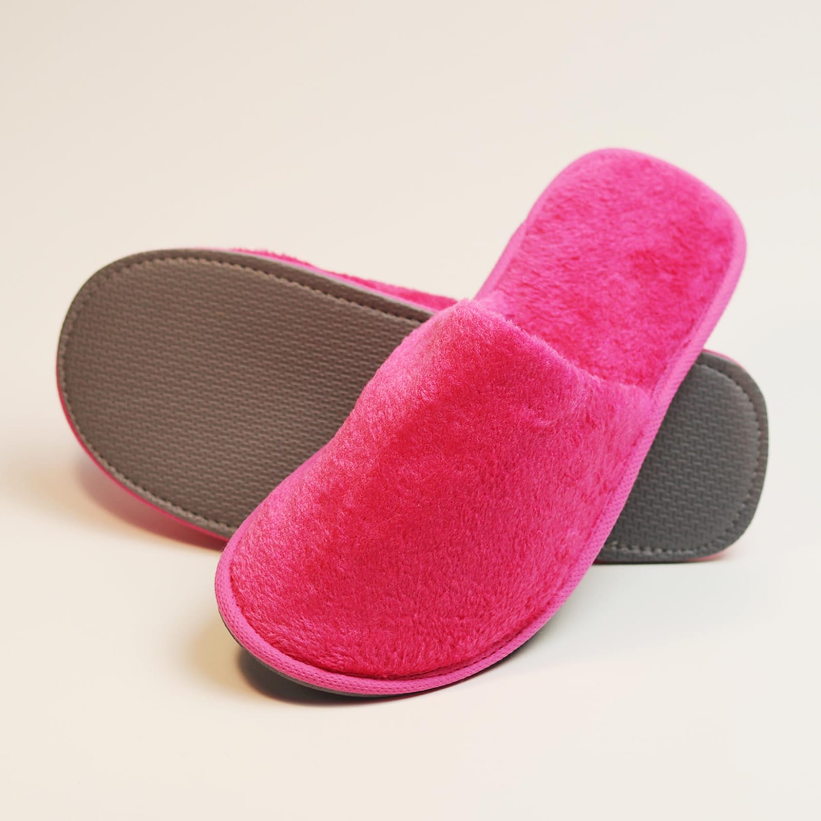 d Room Slipper
