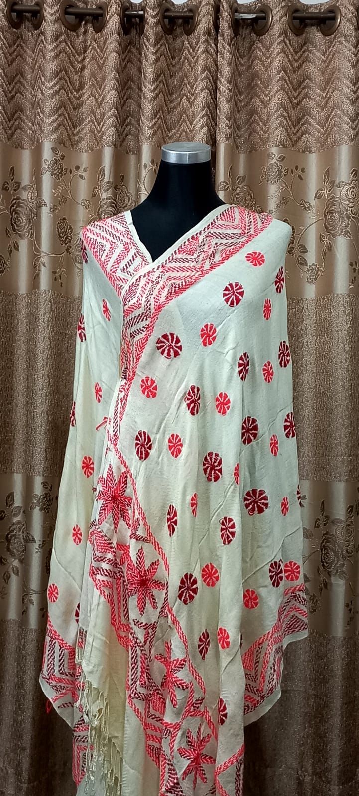 WhatsApp Image 2021-11-11 at 6.17.16 PM (1) Handloom Nokshi Stitch Shawl