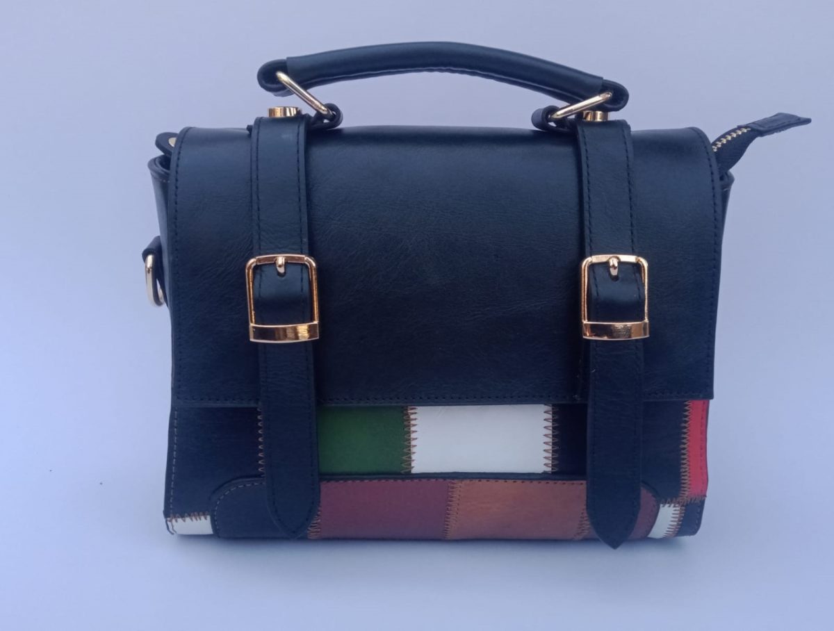 Fashionable ladies hand bag