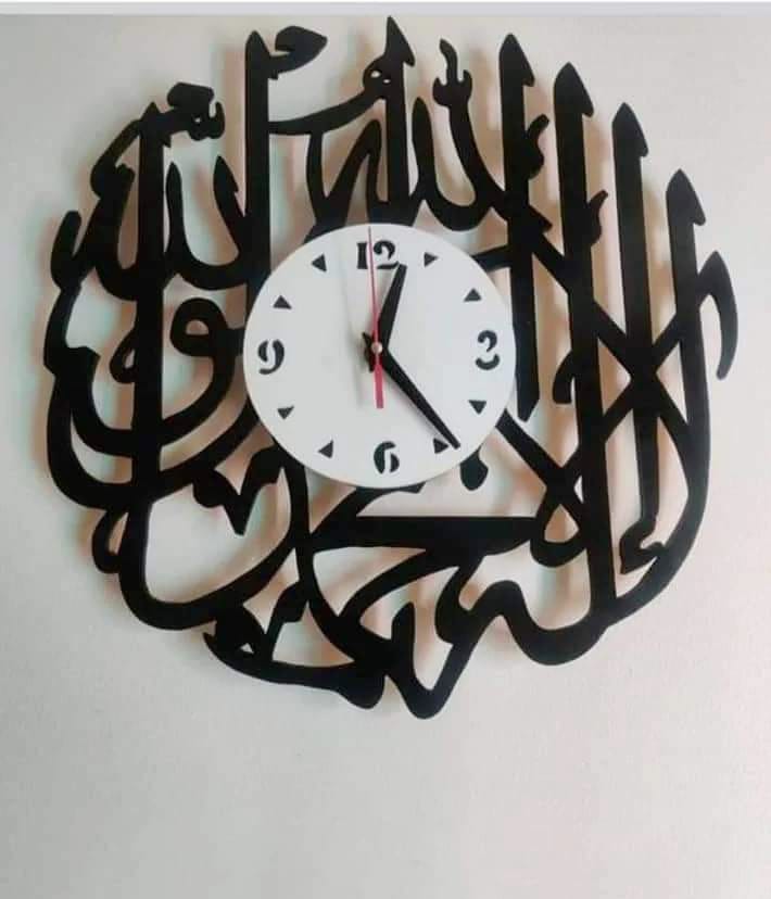 10 Ayatollah Kursi's Calligraphy Clock