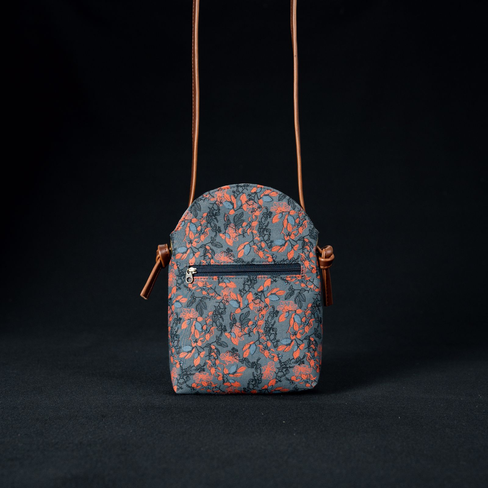 11 Inspire Mobile Bag