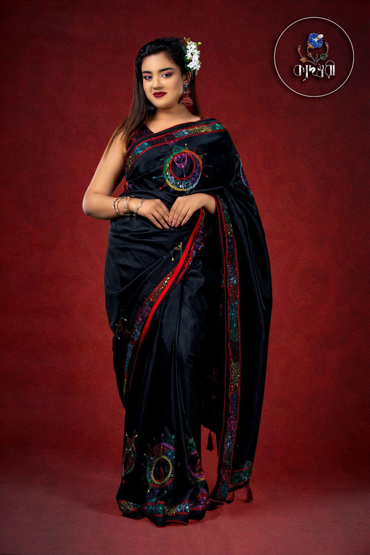 Hand Stitched Design Silk Saree_Opsura