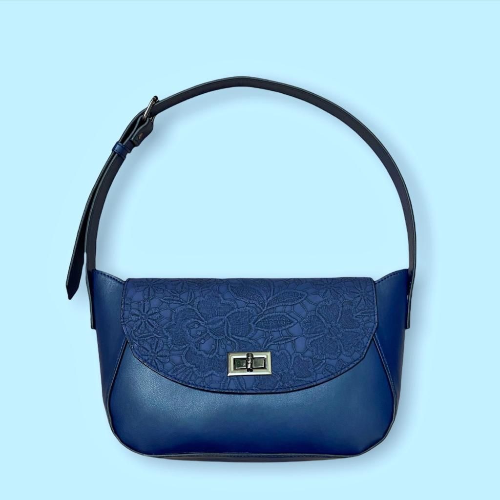 WhatsApp Image 2022-04-12 at 12.48.29 PM Handbag