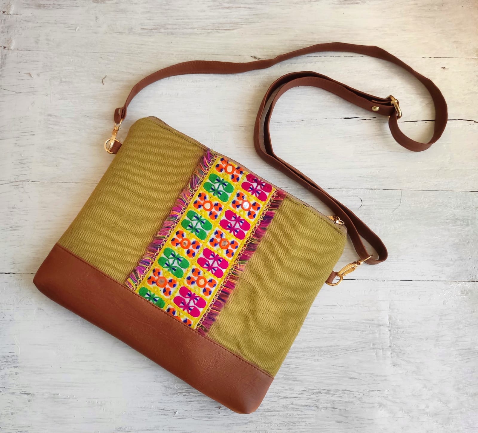 WhatsApp Image 2022-06-18 at 10.18.01 PM (1) Flair Crossbody Bag