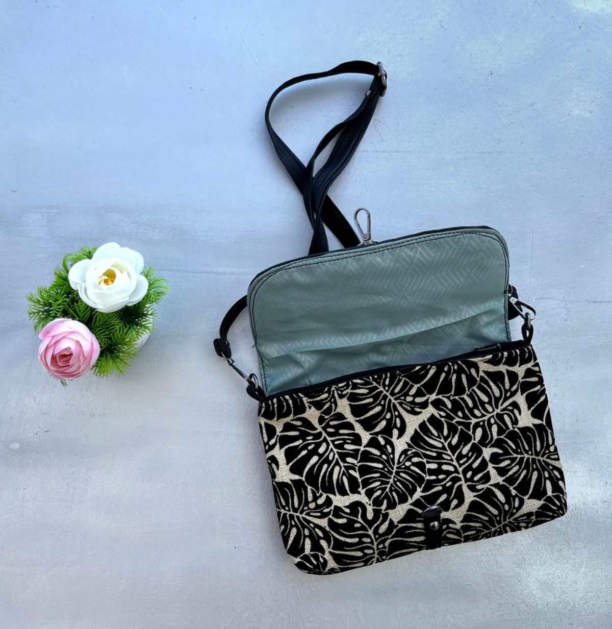 ILARIA Crossbody Ladies Bag