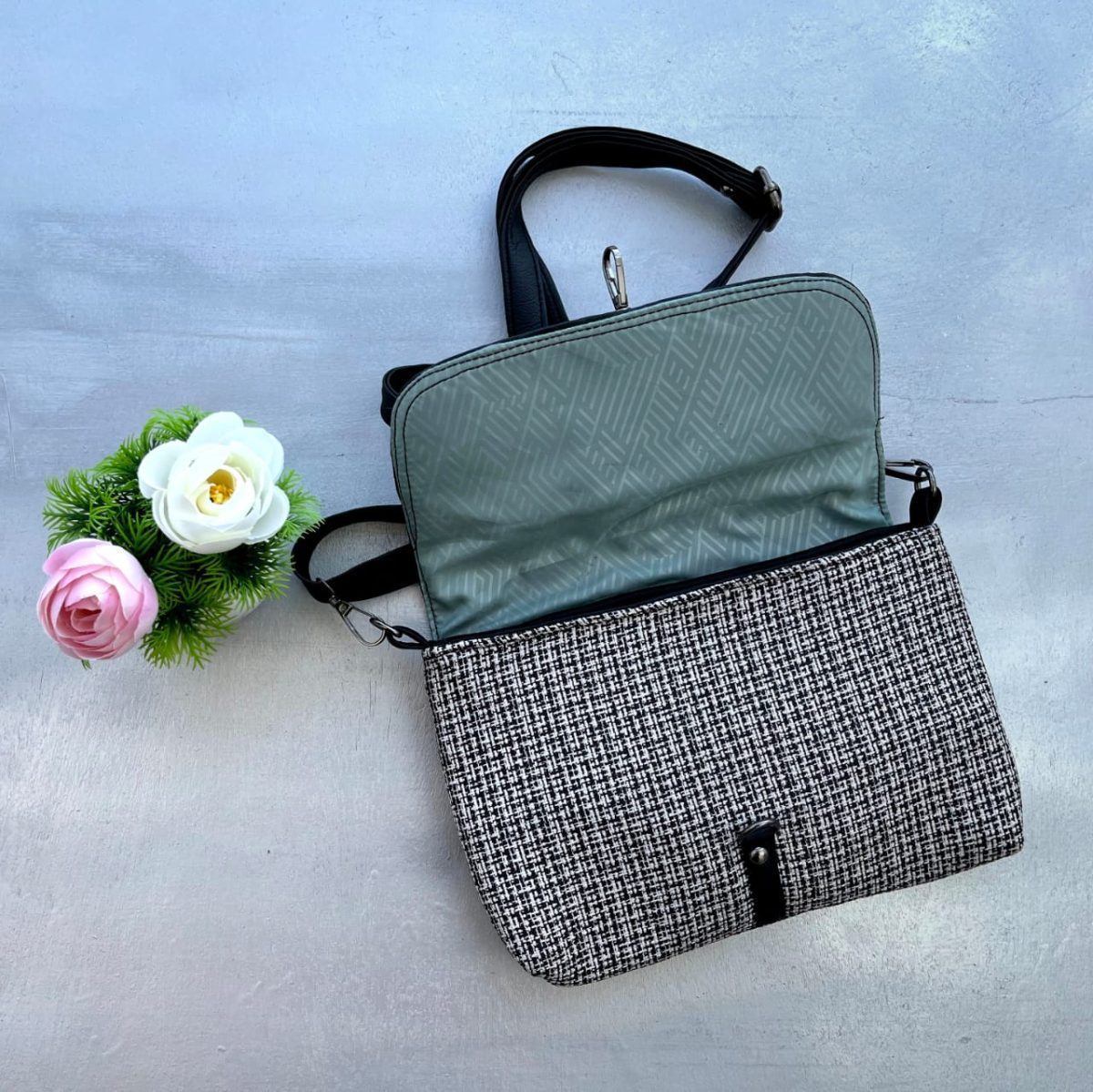 ILARIA Crossbody Ladies Bag