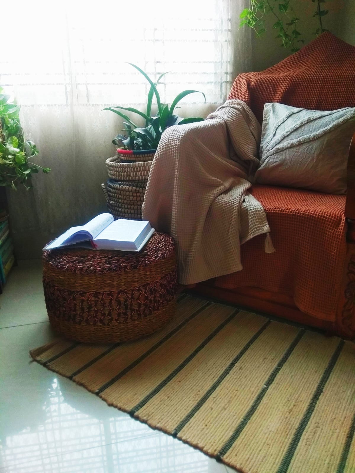 WhatsApp Image 2023-01-28 at 23.10.03 Waffle Throw Blanket