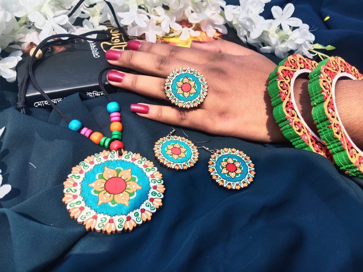 Hand Painted Wooden Ornaments Set