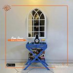 Foyer Table With Fancy Large Mirror