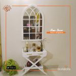 Foyer Table With Fancy Large Mirror