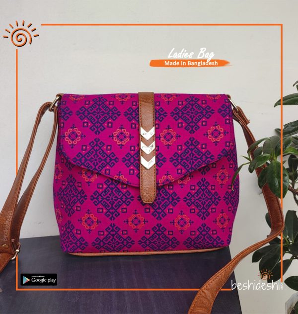 Rongila Shoulder Bag