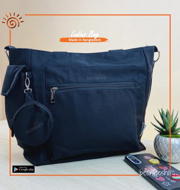 Trendy & Spacious Shoulder Bag