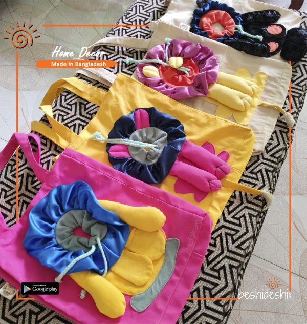 Cat Carrying Tote Bag