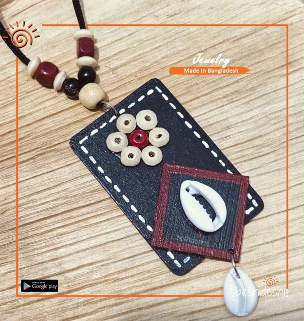 Wooden Handmade Neckpiece