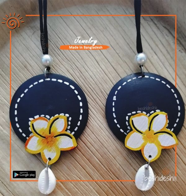 Wooden Handmade Neckpiece