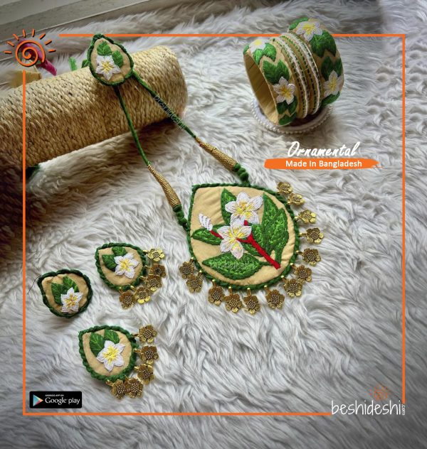 Hand Stitched Jewelry Set