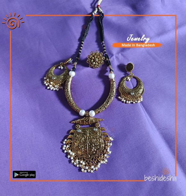 Antique Hand Made Jewelry Set