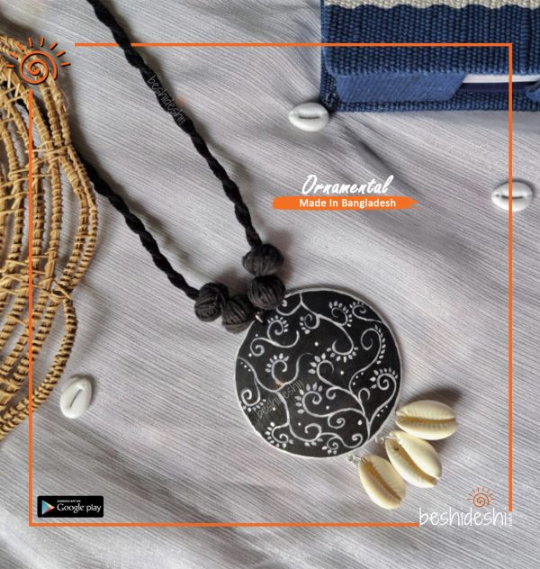 Wooden Handmade Neckpiece