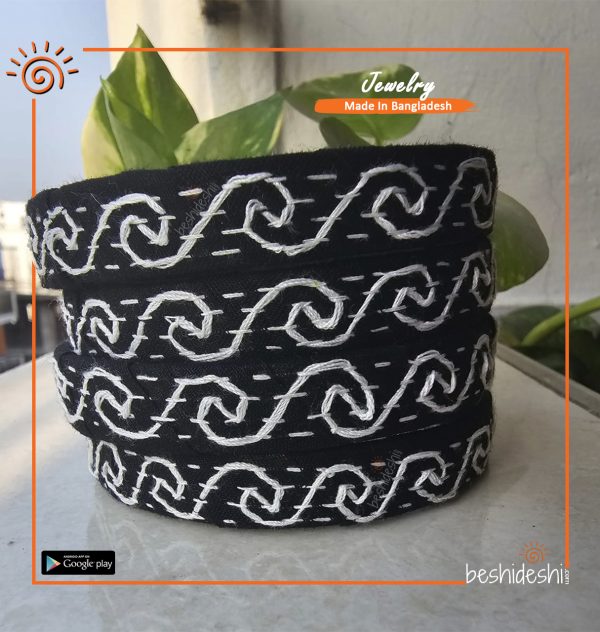 Kajal Rekha Hand Made Bangle